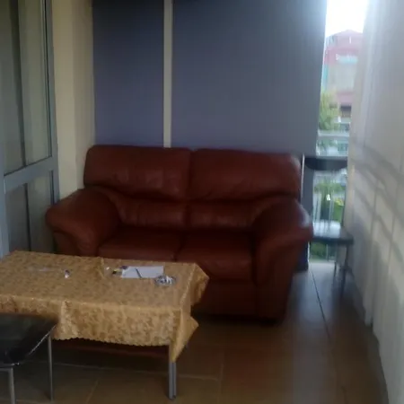 Central Plaza Apartment